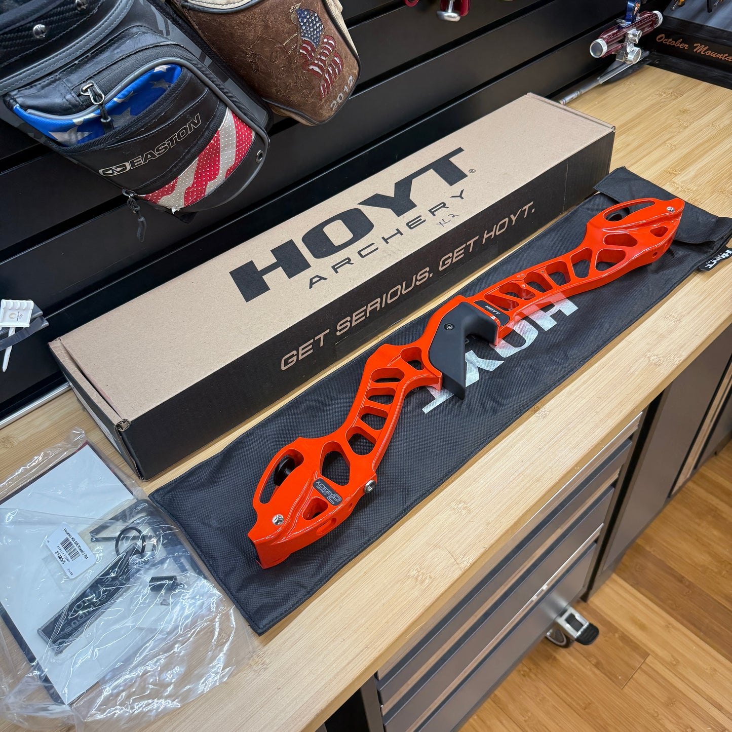 Yard Sale | Hoyt Xceed 2 RH 25" Riser